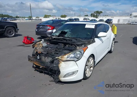 2015 Hyundai Veloster из США, поврежденный, VIN KMHTC6AD1FU237103